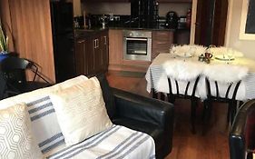 Centre Of Dingle Town - Luxury Holiday Apartment